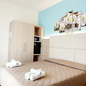 Szálloda Monica, Rimini