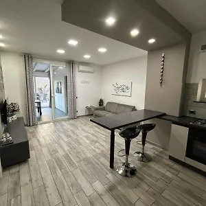  Apartament Sunrise Włochy
