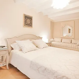 boutique-apartments-verona.hotelinveneto.com/